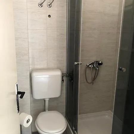 By The Sea - Porat, Makarska - 21141 شقة